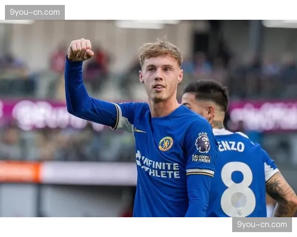 帕尔默怒斥换人决定，切尔西再度因纪律问题痛失好局